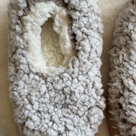 EUC Free People So Soft Sherpa Ballerina Slipper Socks, Gray/Ivory, Size S/M 5-7 - Picture 7 of 14